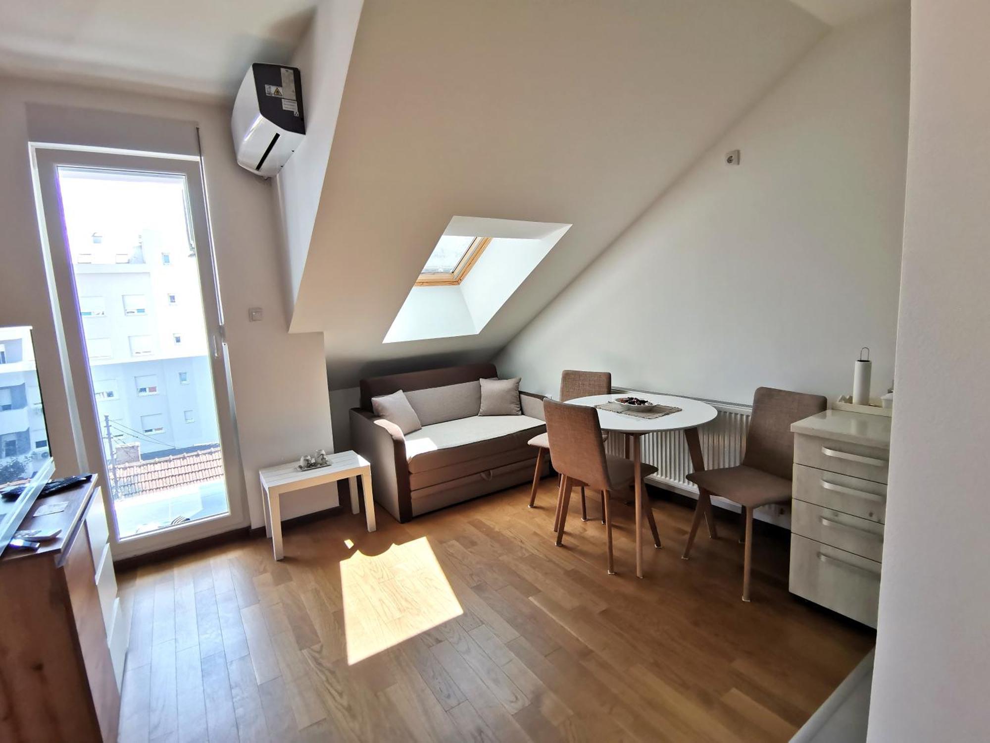 Stan Na Dan M Apartamento Novi Sad Exterior foto